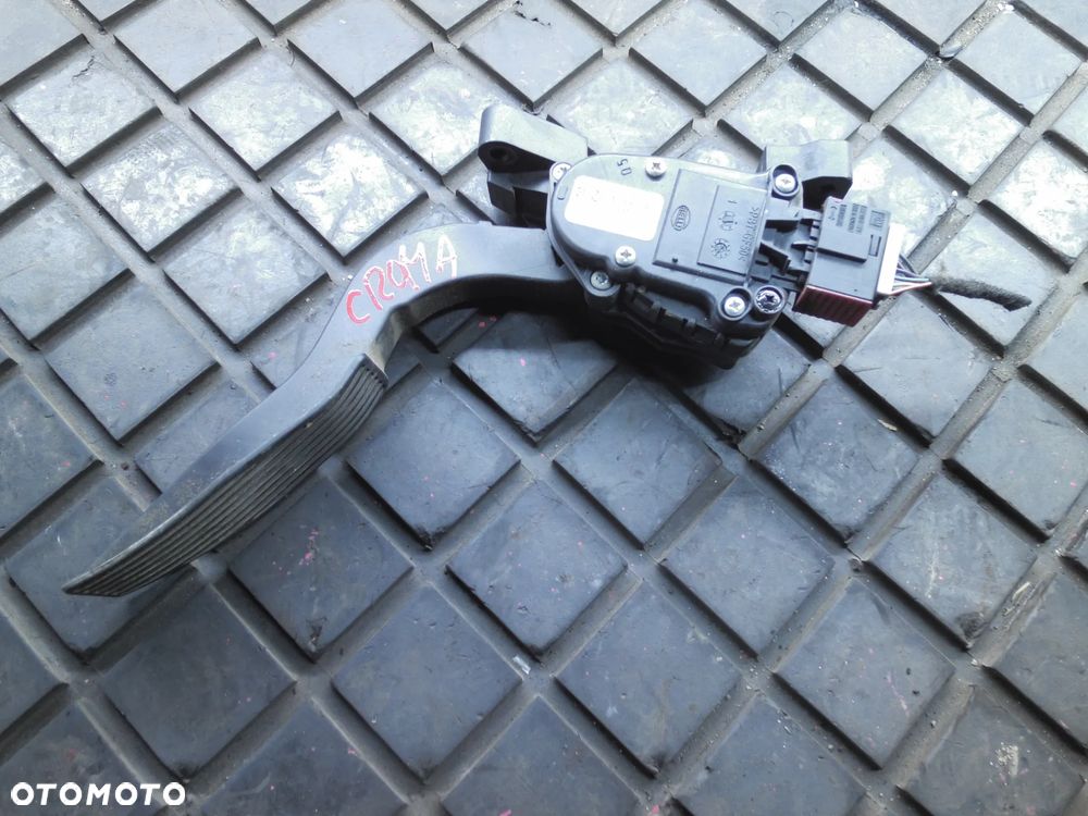 FIAT CROMA II POTENCJOMETR GAZU 51733559 2.4 JTD EUROPA - 1