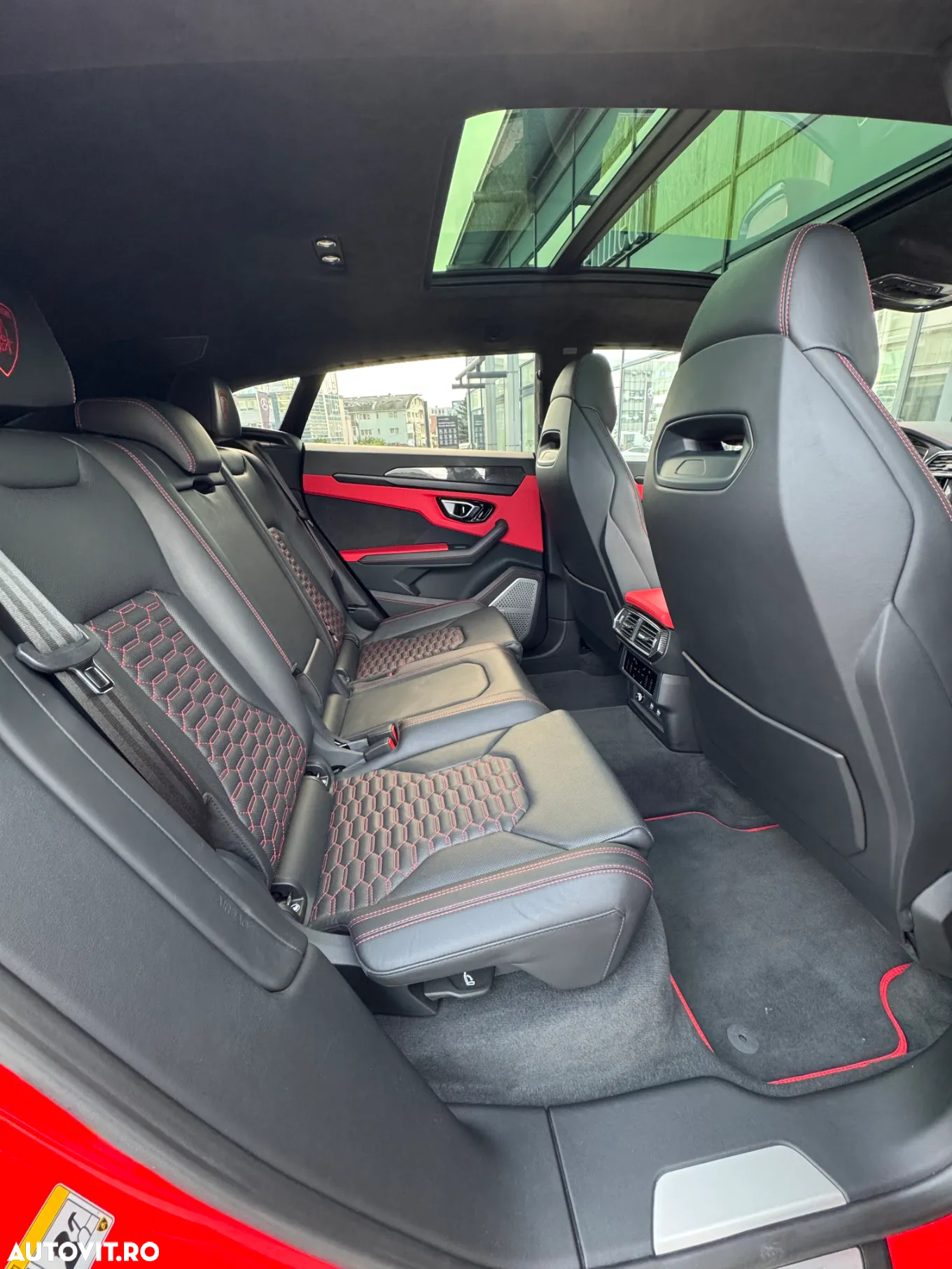 Lamborghini URUS - 8