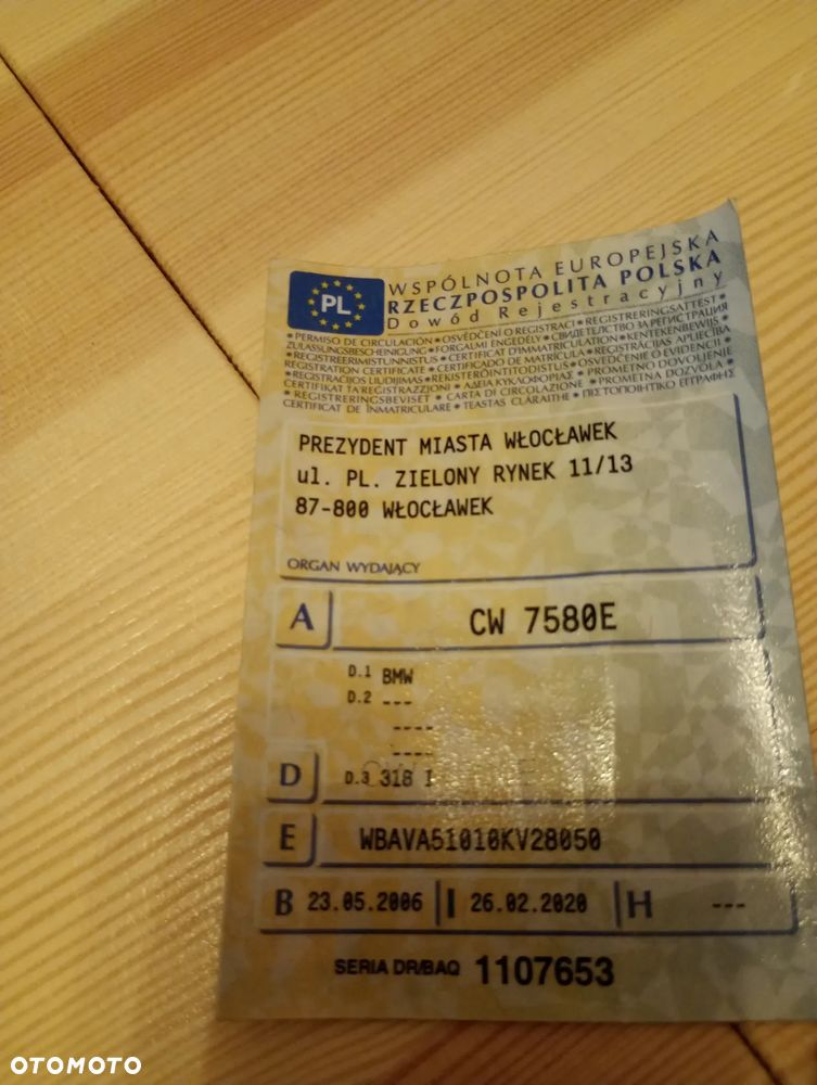 BMW Seria 3 318i - 14