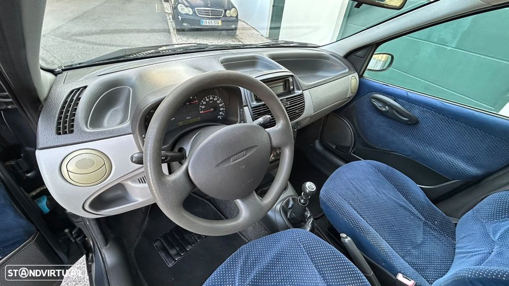 Fiat Punto 1.2 16V HLX - 8