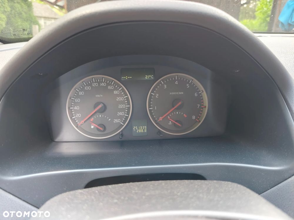 Volvo V50 1.8 - 13