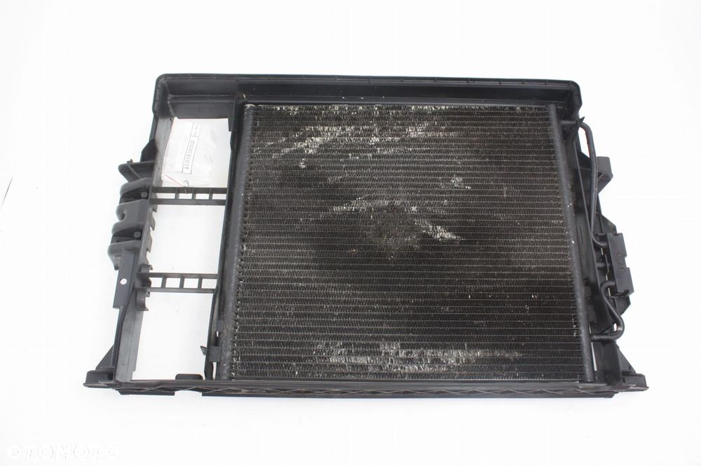 CHŁODNICA WODY BMW 728 E38 - 1