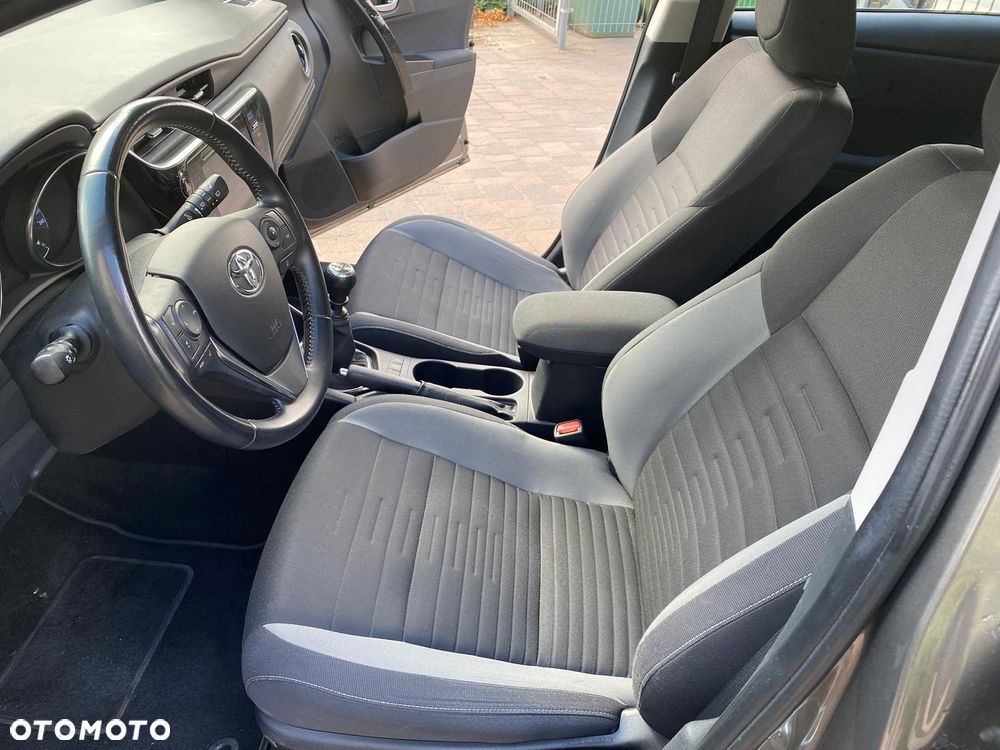 Toyota Auris 1.2 T Premium - 12