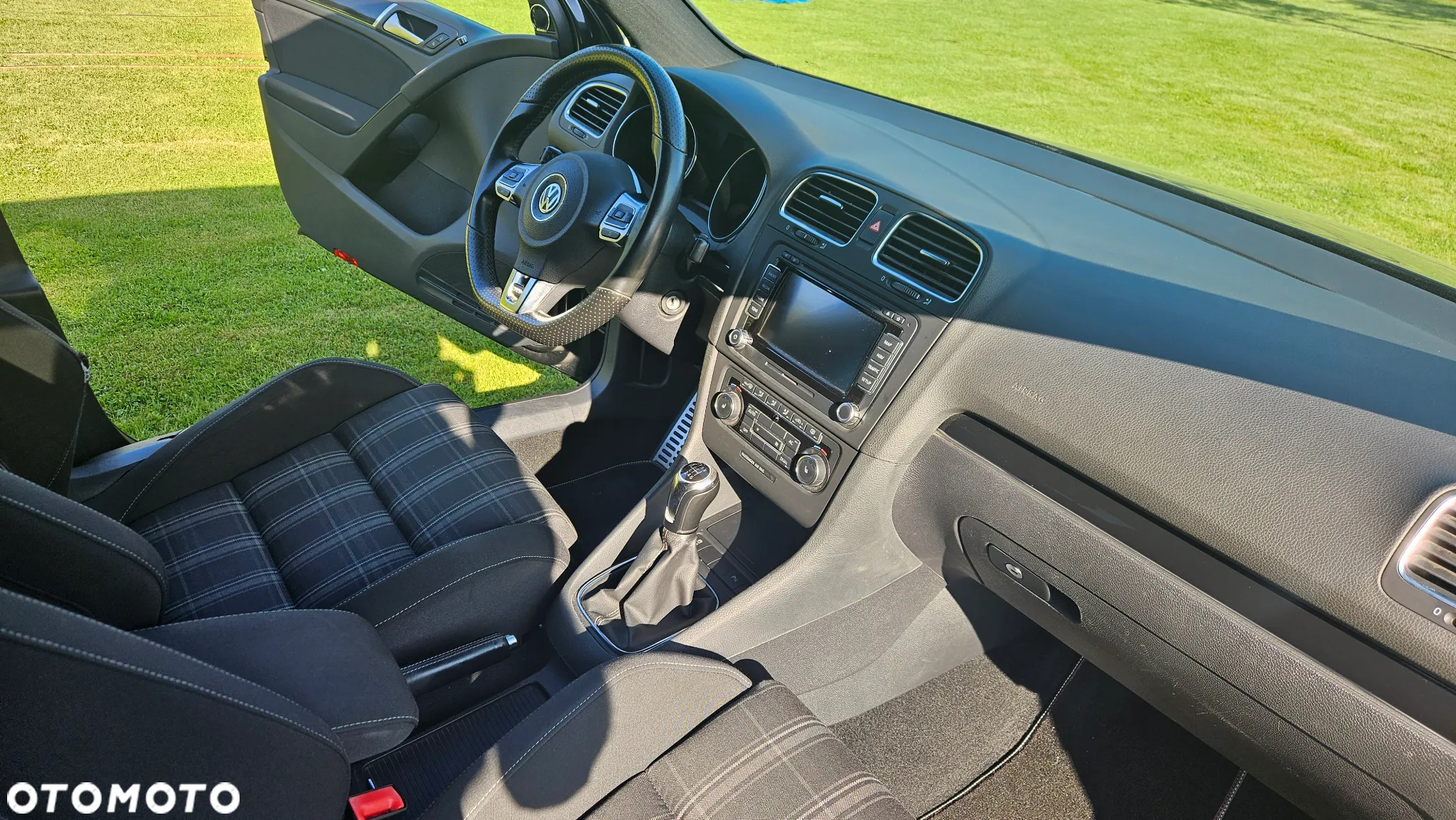 Volkswagen Golf VI 2.0 TDI GTD - 16