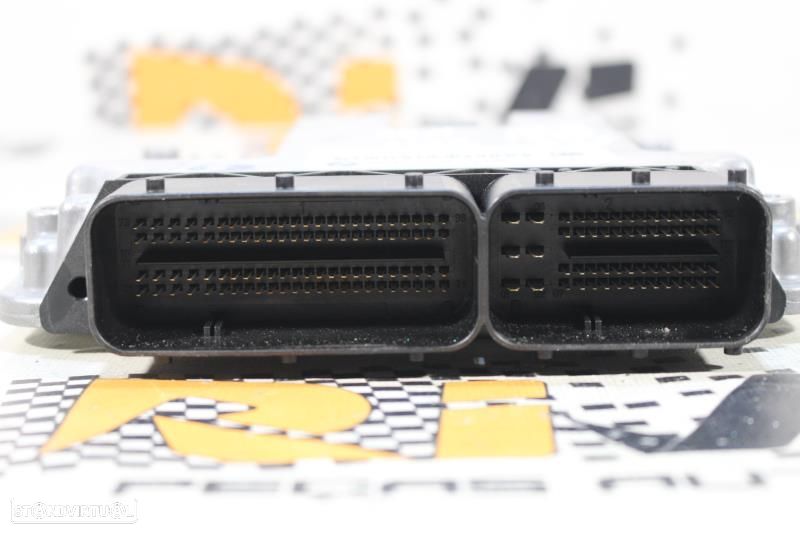 Centralina De Motor Bmw 1 (F20)  8518424 / 0281018594 / 1039S51582 - 4