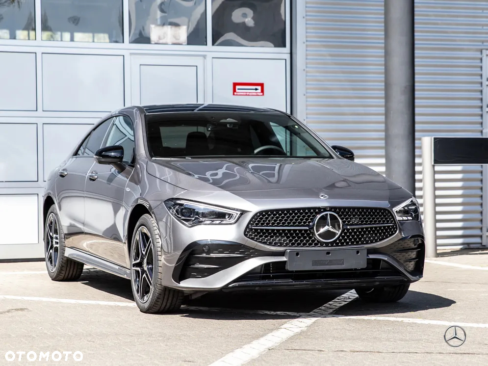 Mercedes-Benz CLA 250 e PHEV AMG Line 8G-DCT - 3
