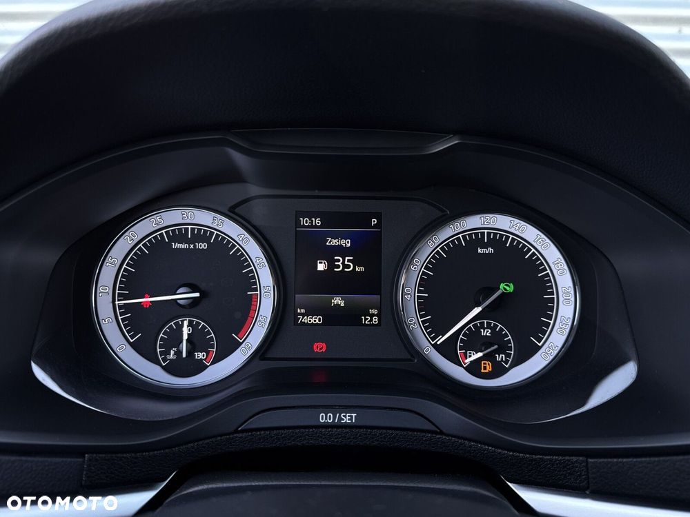 Skoda Karoq 2.0 TDI SCR 4x4 Style DSG - 24