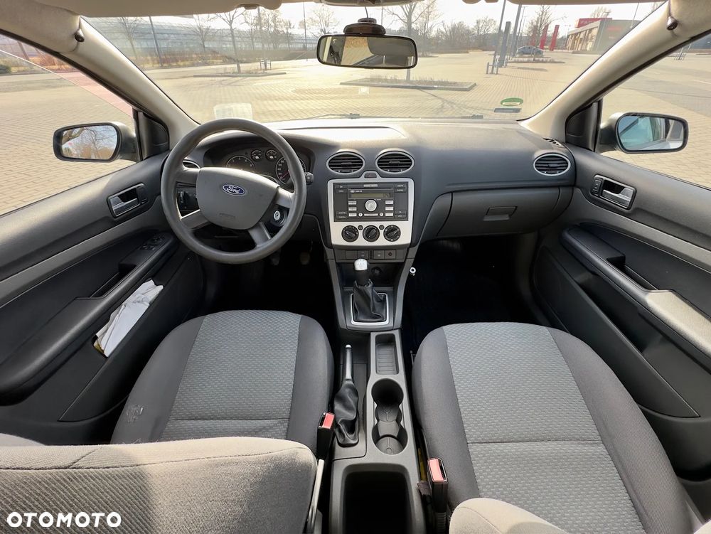 Ford Focus 2.0 FX Silver / Silver X - 8