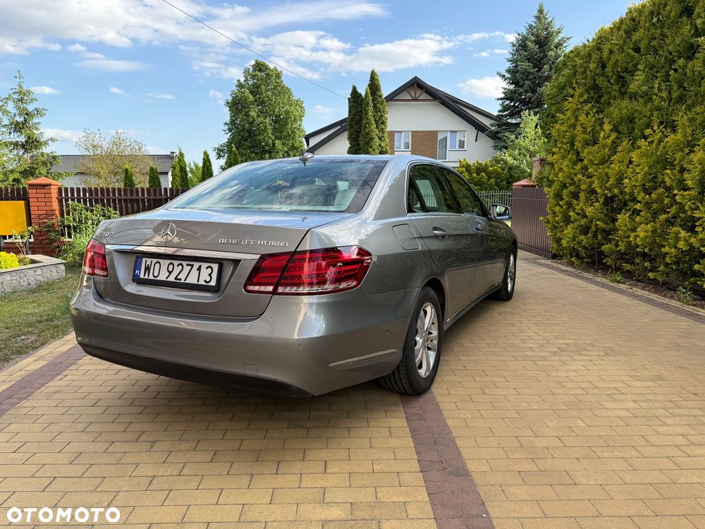 Mercedes-Benz Klasa E 300 BlueTEC HYBRID Elegance - 3