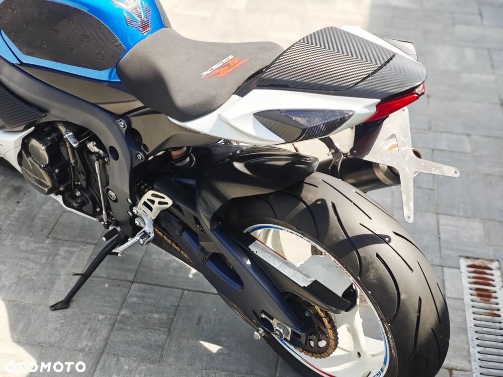Suzuki GSX-R - 8
