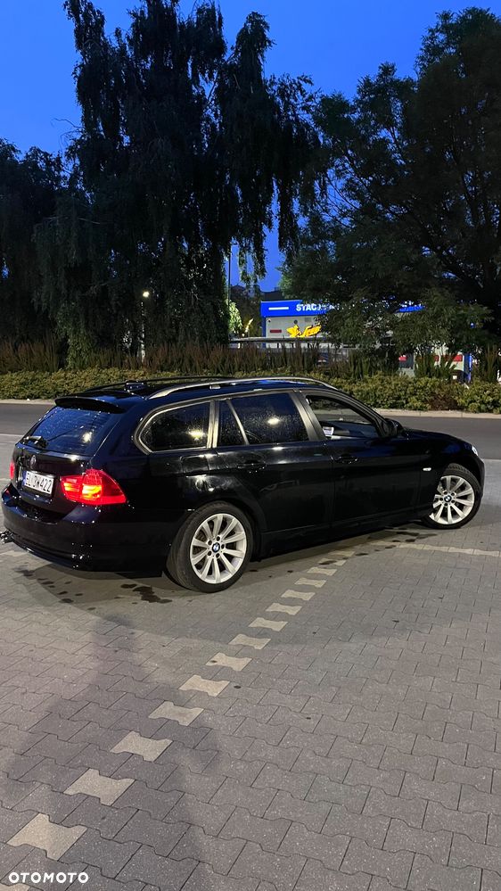 BMW Seria 3 318d - 6