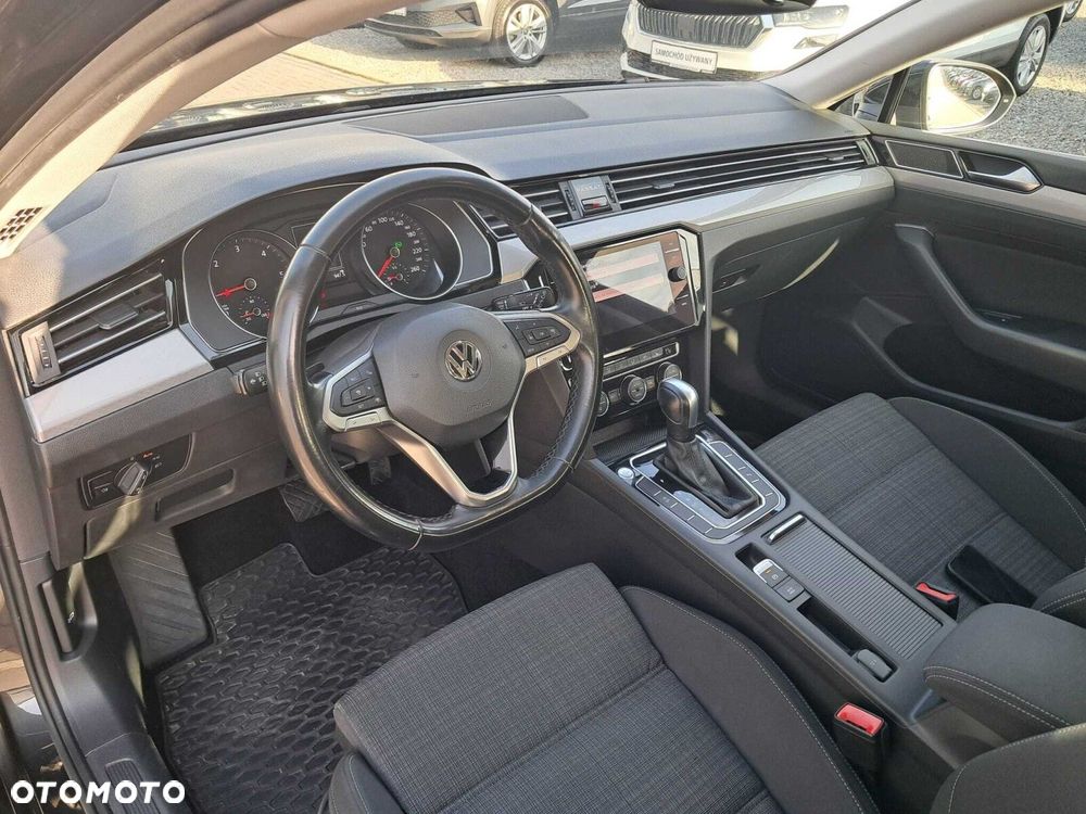 Volkswagen Passat Variant - 7