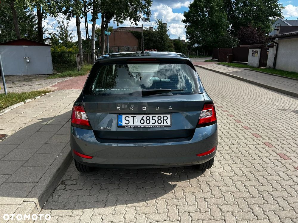 Skoda Fabia 1.0 Ambition - 11