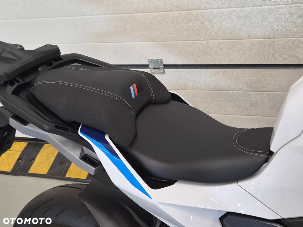 BMW XR - 20