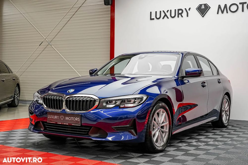 BMW Seria 3 318d Aut. Sport Line - 9