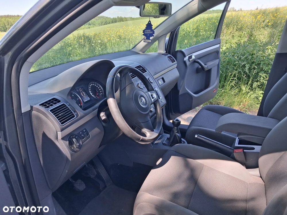 Volkswagen Touran 1.6 TDI DPF BlueMot Trendline - 10
