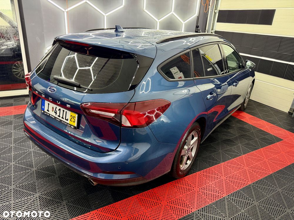 Ford Focus 1.5 EcoBlue STart-Stopp-System TITANIUM - 11