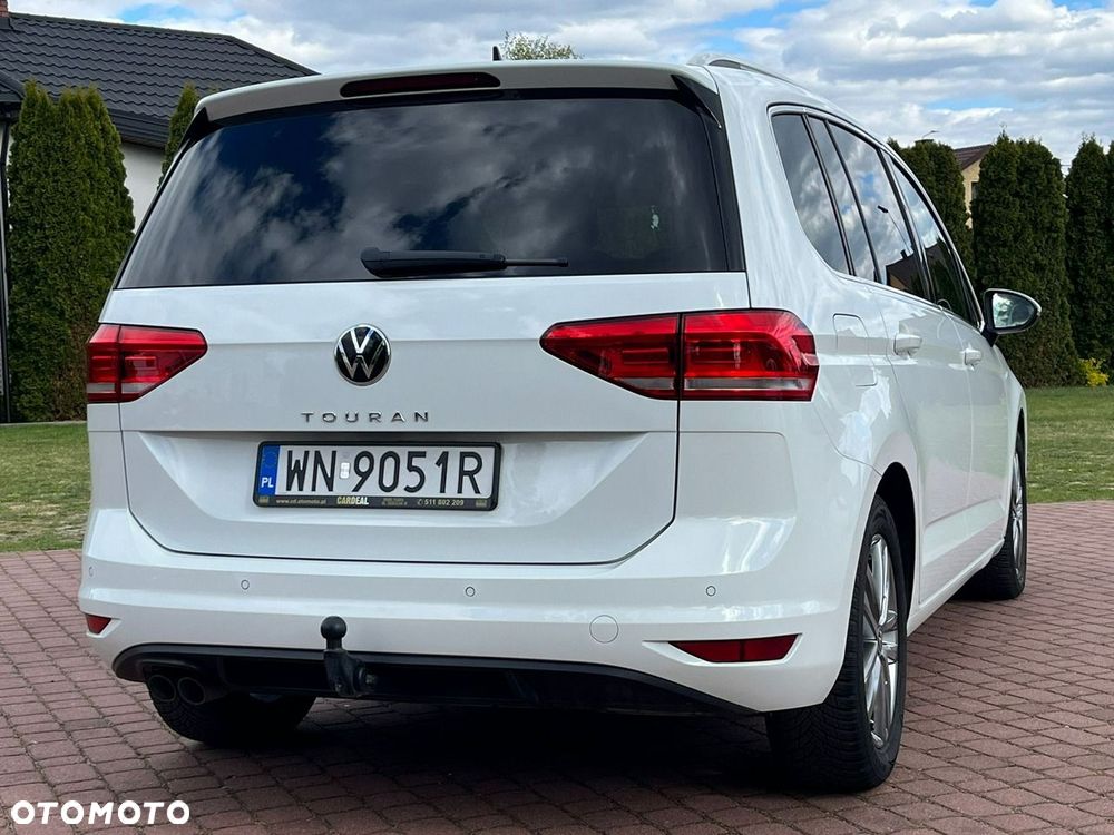 Volkswagen Touran 2.0 TDI SCR DSG Highline - 19