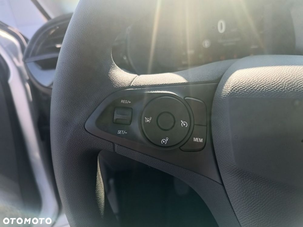 Opel Corsa - 13