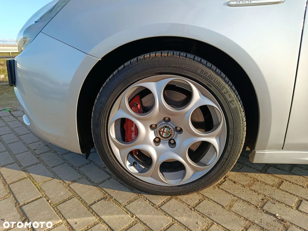 Alfa Romeo Giulietta 1.8 TBi 16V Quadrifoglio Verde - 34