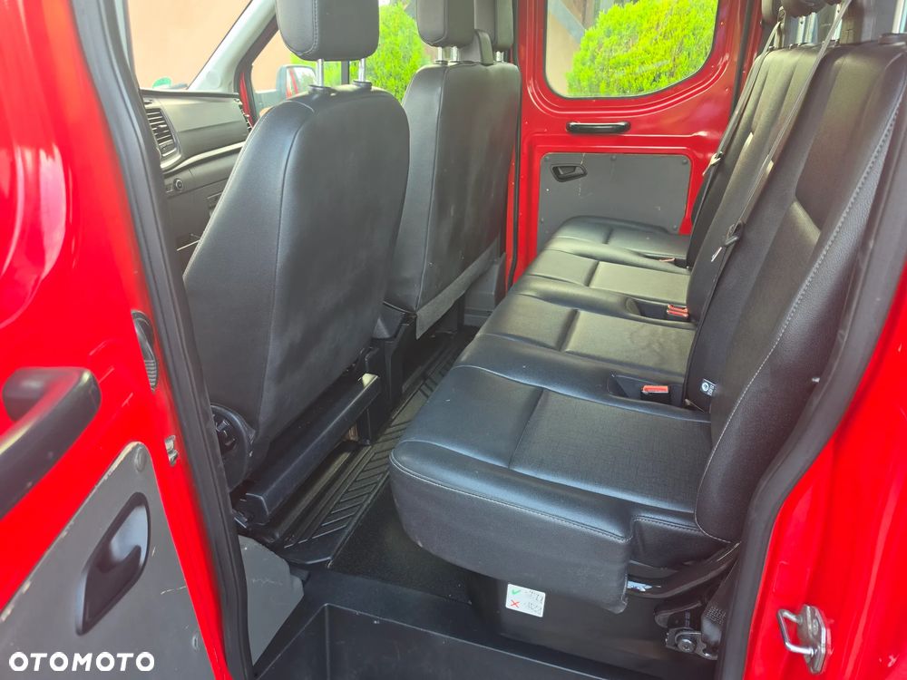 Ford Transit - 11