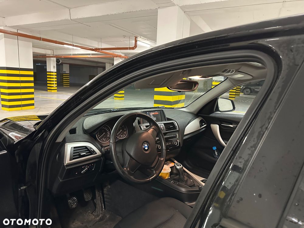 BMW Seria 1 118d xDrive - 5