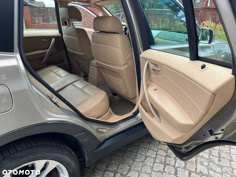 BMW X3 3.0d - 12