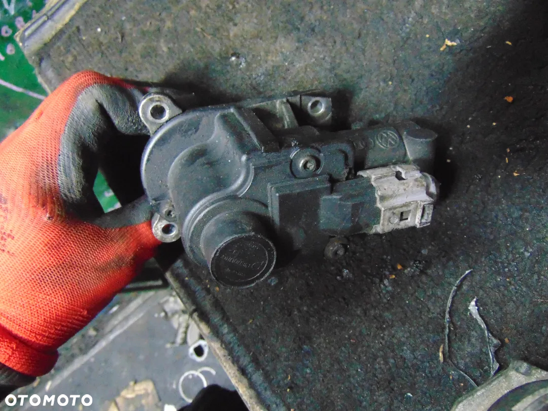 EGR passat b6 2,0 tdi 140 km - 4