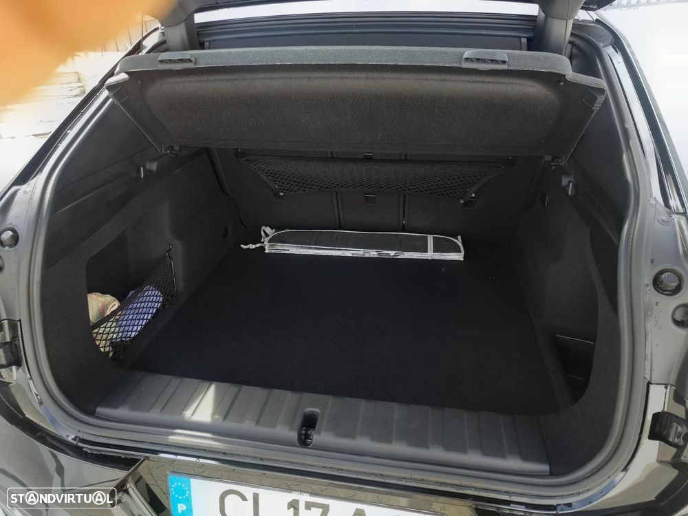 BMW iX2 eDrive20 Pack Desportivo M - 5