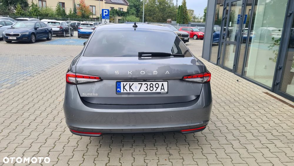 Skoda Superb 2.0 TDI SCR Selection DSG - 5