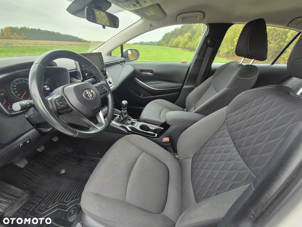 Toyota Corolla 1.5 Comfort - 18