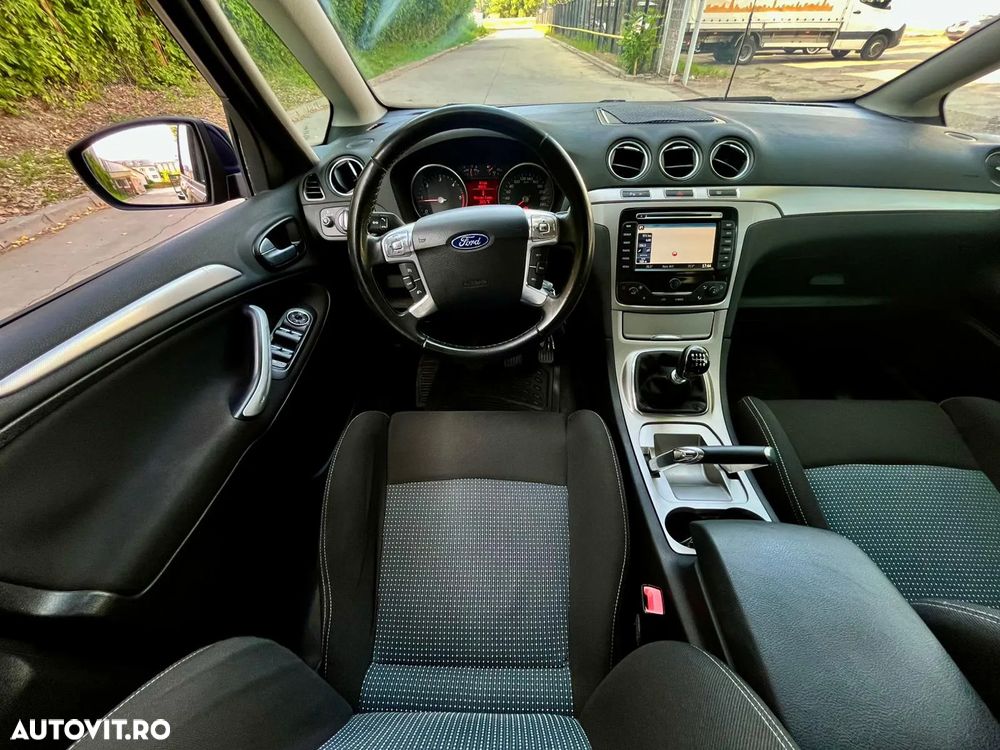 Ford S-Max 2.0 TDCi DPF Titanium - 9