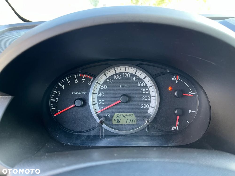 Mazda 5 - 8
