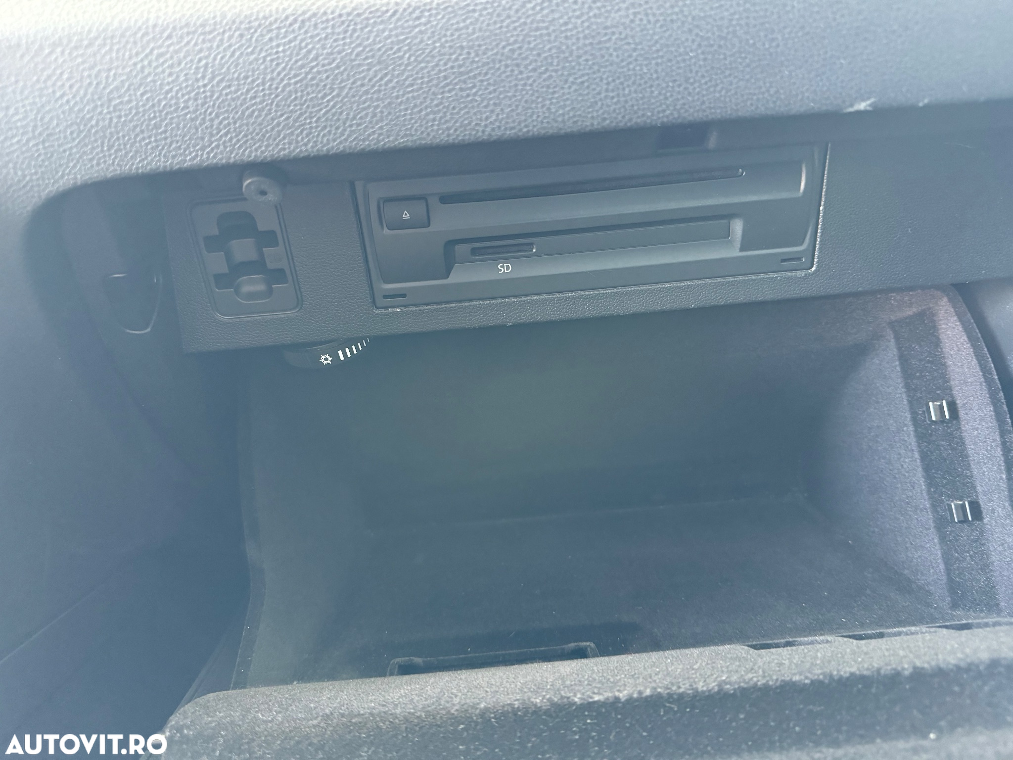 Volkswagen Passat - 17