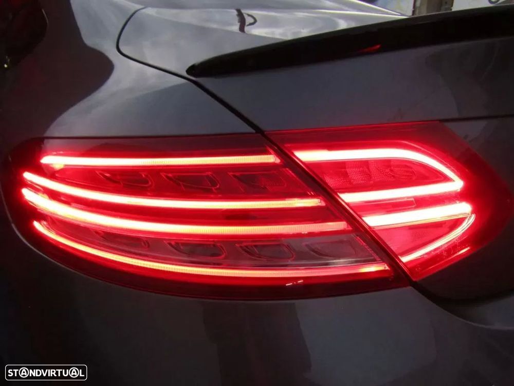 Mercedes-Benz C 220 d AMG Line - 15