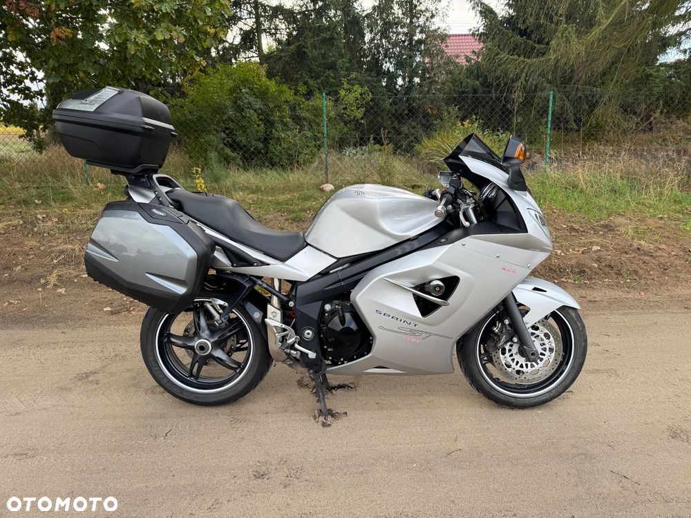 Triumph Sprint - 10