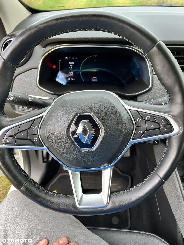 Renault Zoe - 10