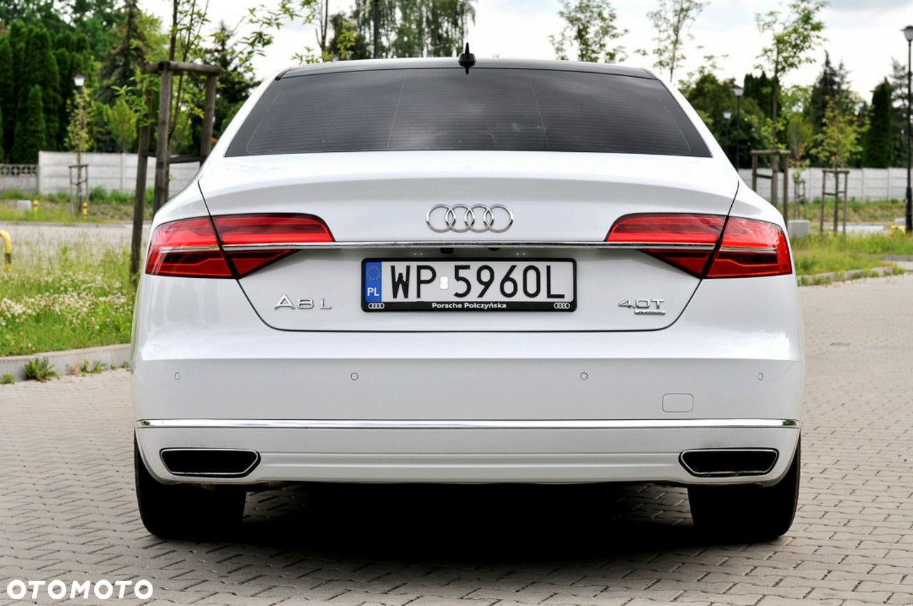 Audi A8 - 35