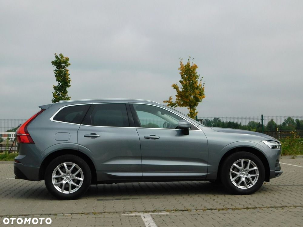 Volvo XC 60 D3 Momentum Pro - 4