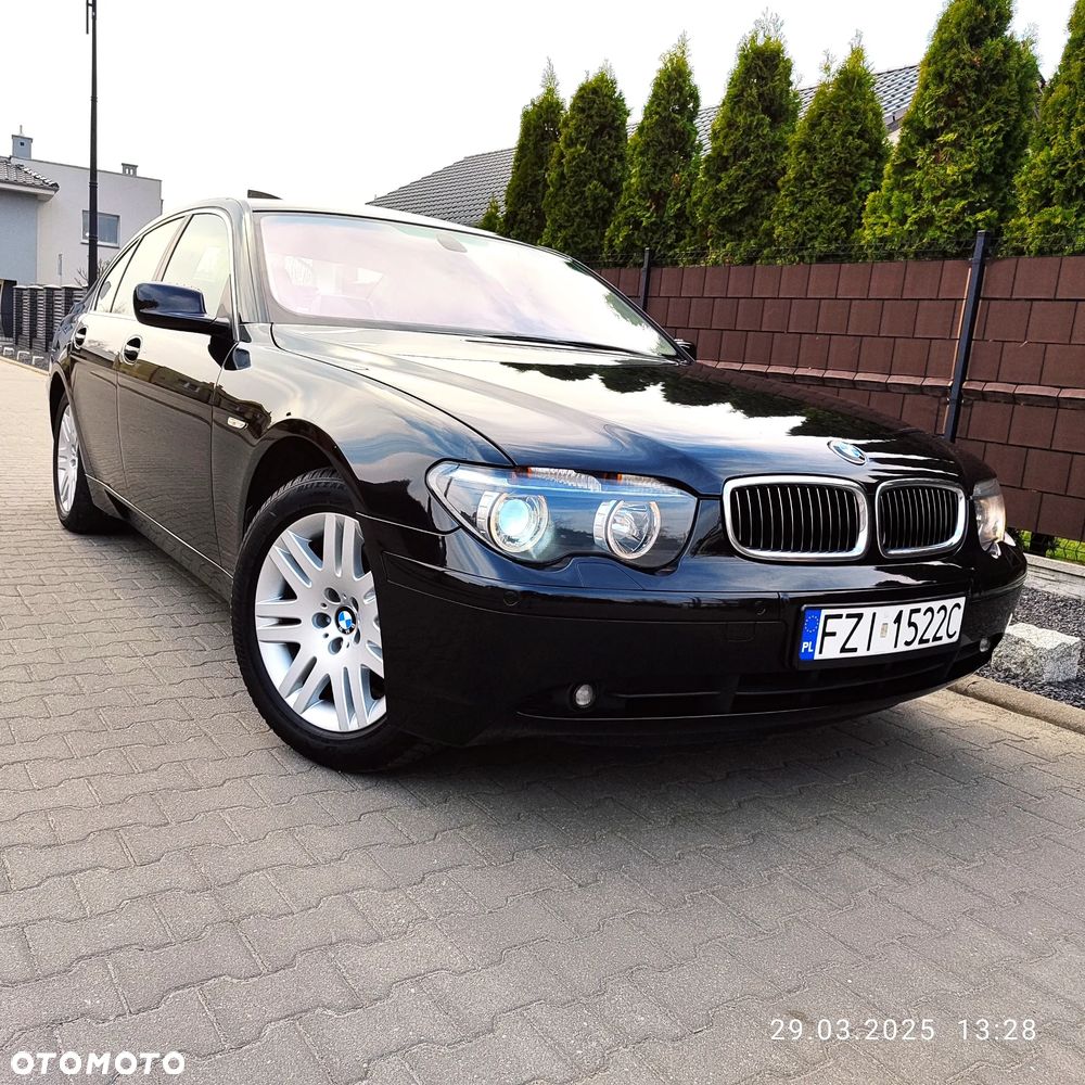 BMW Seria 7 745i - 6