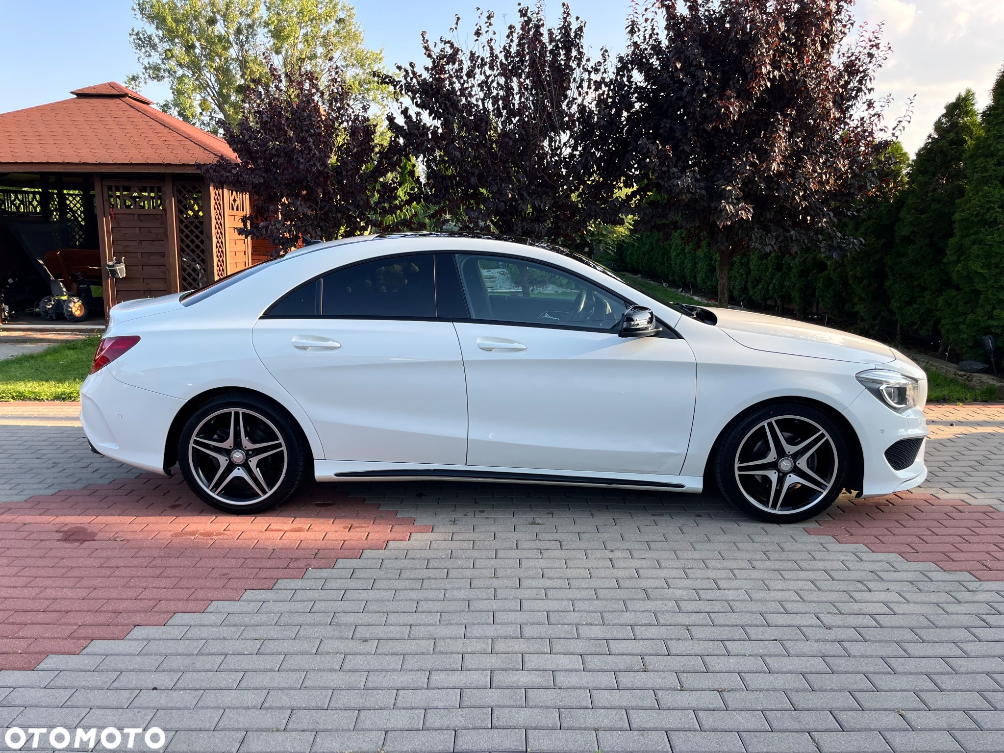 Mercedes-Benz CLA 200 CDI 7G-DCT AMG Line - 5