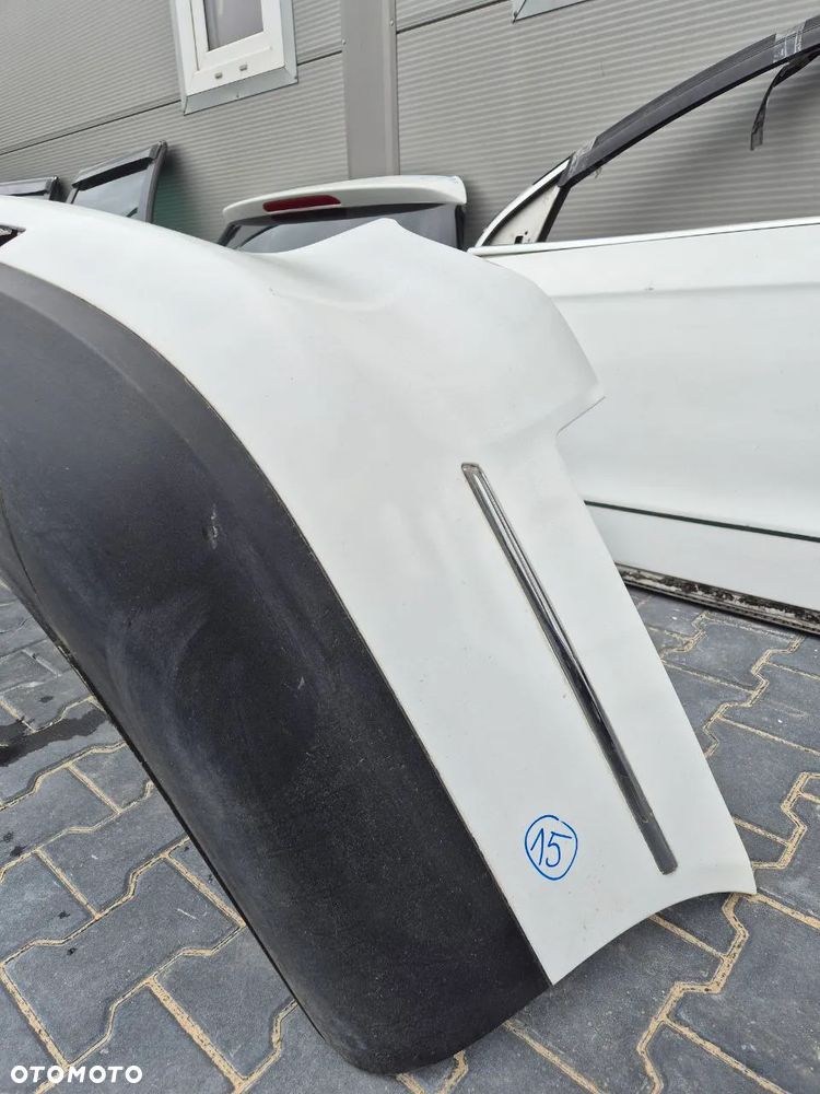 VW PASSAT B6 DRZWI / KLAPA BAGAŻNIKA / BŁOTNIK / MASKA / DESKA ROZDZIELCZA BIAŁE / CZARNE - 11