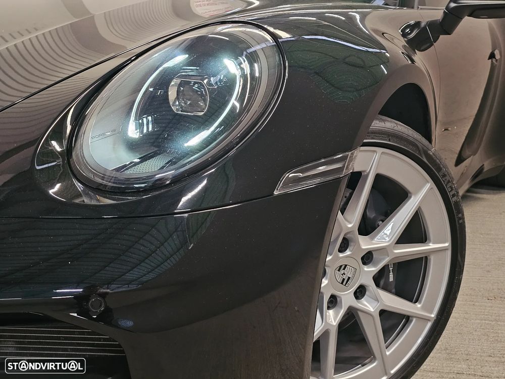 Porsche 911 (992) Carrera PDK - 21