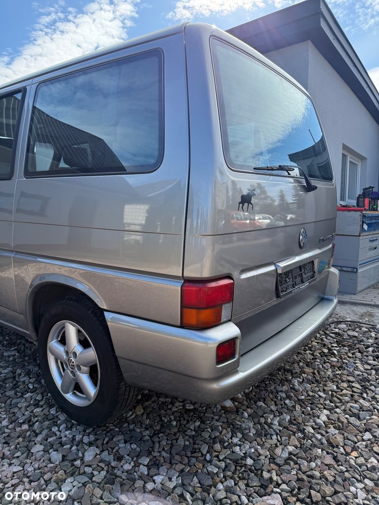 Volkswagen Multivan Standard - 13