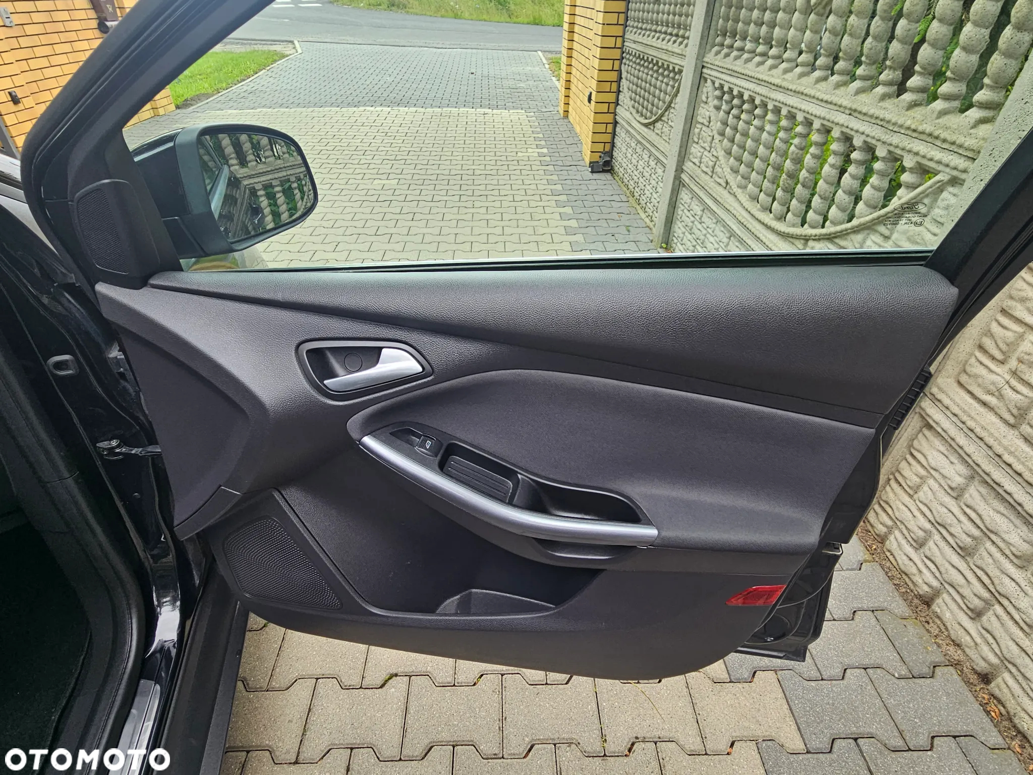Ford Focus 1.6 TDCi DPF Titanium - 25