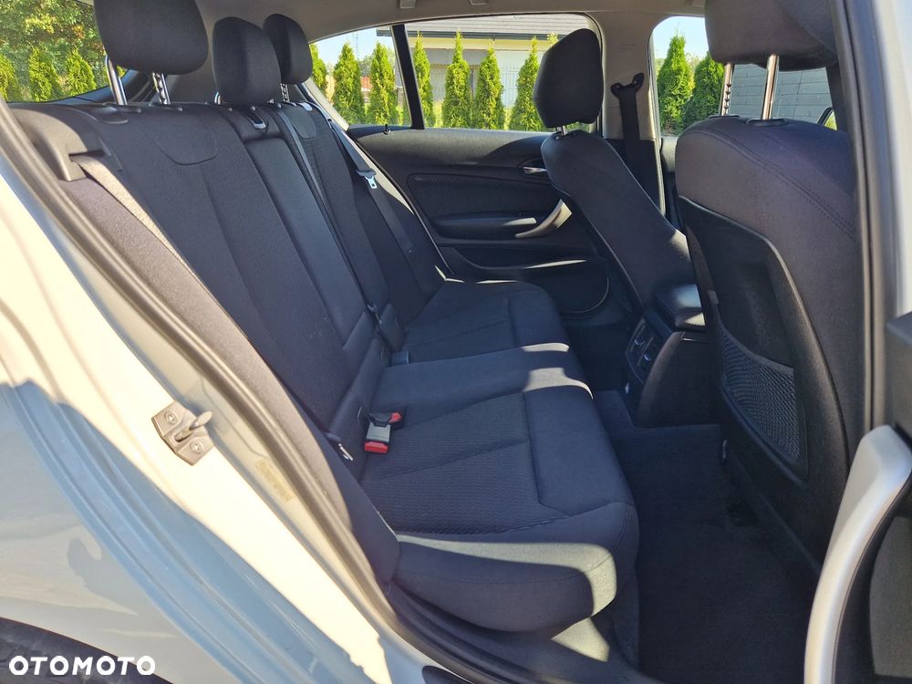 BMW Seria 1 116i Sport Line - 15