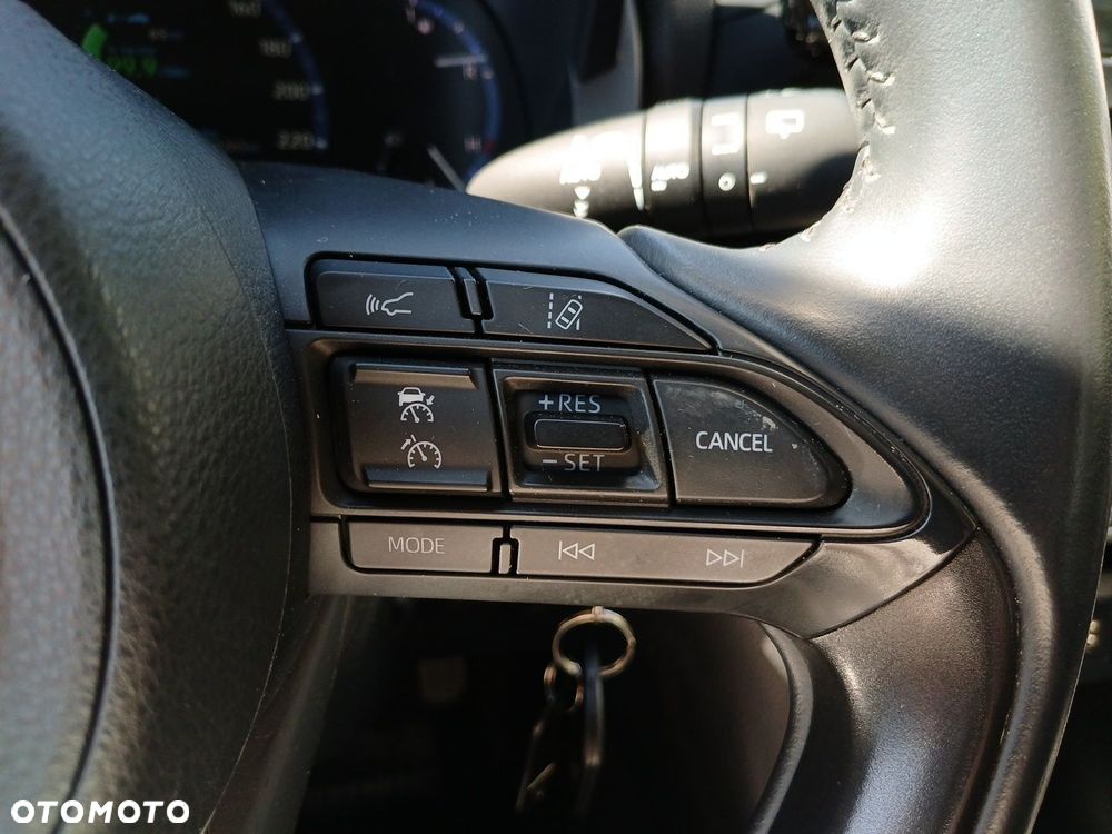 Toyota Yaris Cross Hybrid 1.5 Comfort 4x4 - 14