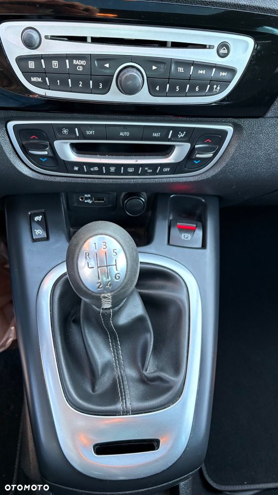 Renault Grand Scenic TCe 130 Bose Edition - 27