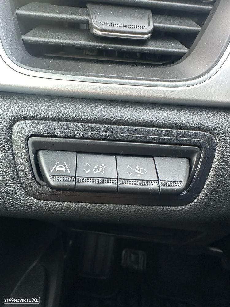 Renault Captur - 17