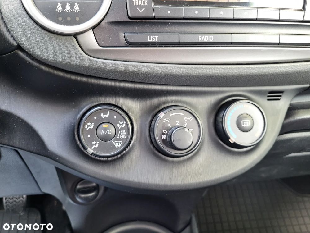 Toyota Yaris 1.0 Life - 13